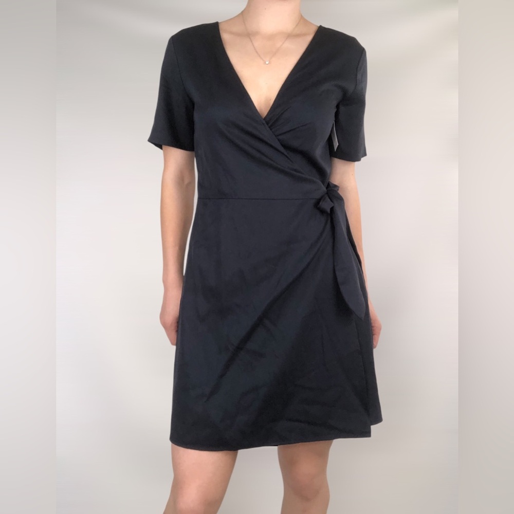 NWT VETTA Short Wrap Dress French Navy Size S‎ Casual Summer Short Sleeve USA